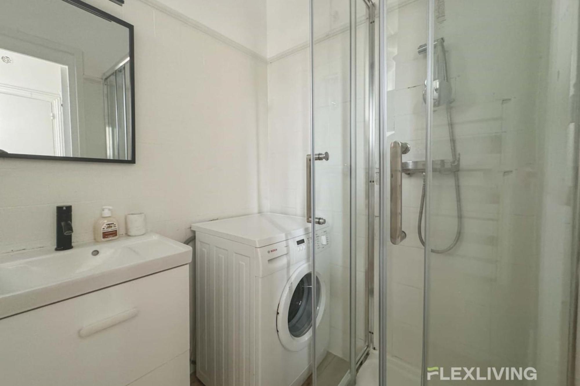 Flexliving - Whole Flat - Lemoine Appartement